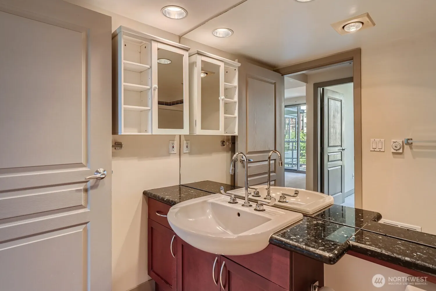 2929 1st Avenue #512, Seattle, WA 98121