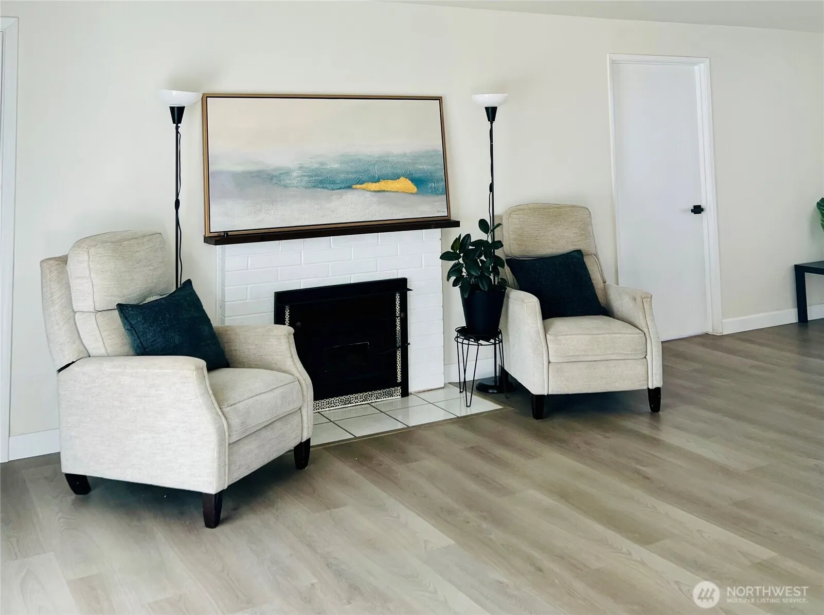 25039 21st Avenue S, Kent, WA 98032-5437