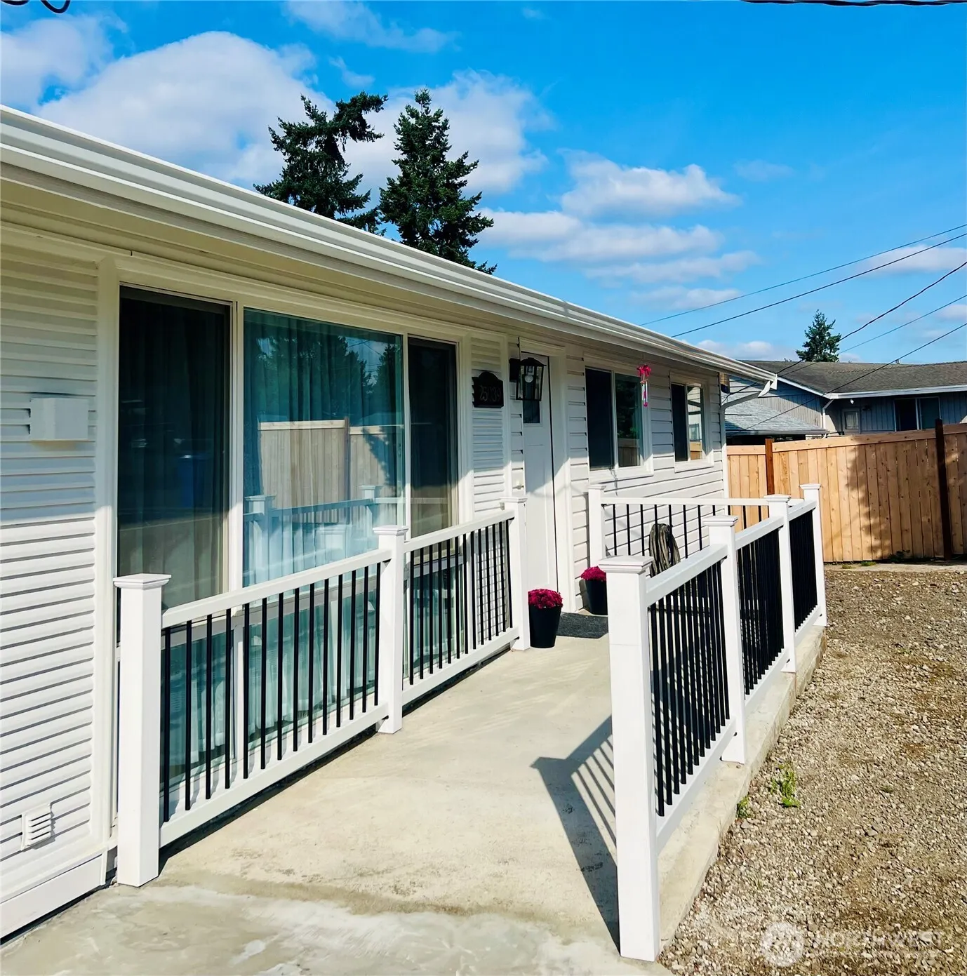 25039 21st Avenue S, Kent, WA 98032-5437
