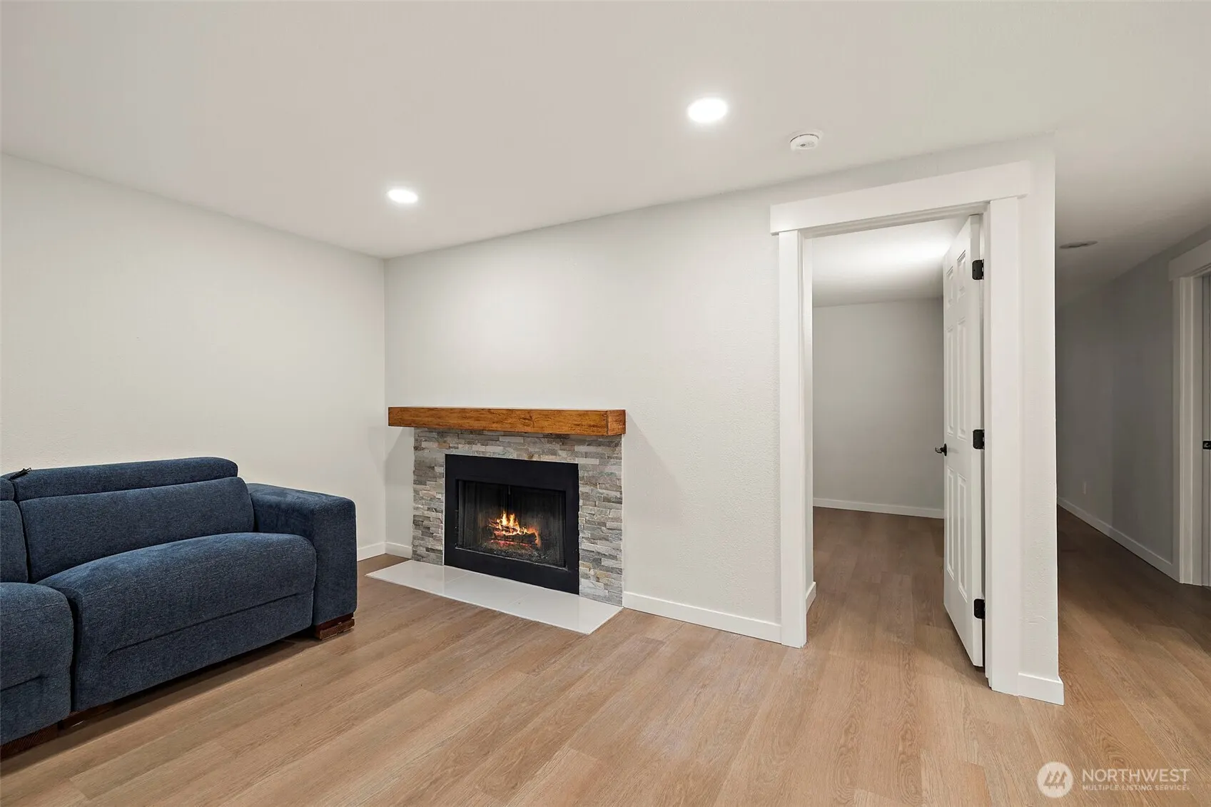 200 Mountain Park Boulevard SW #A103, Issaquah, WA 98027