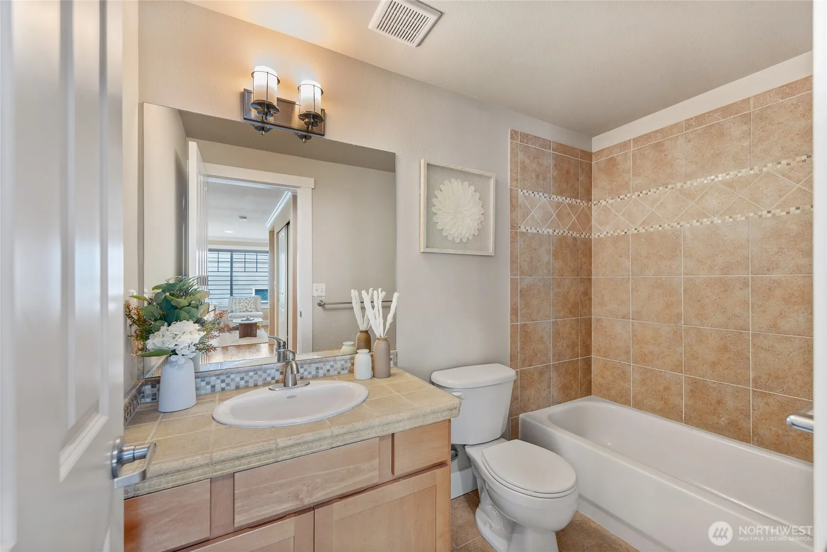 1738 NW 59th Street #A, Seattle, WA 98107