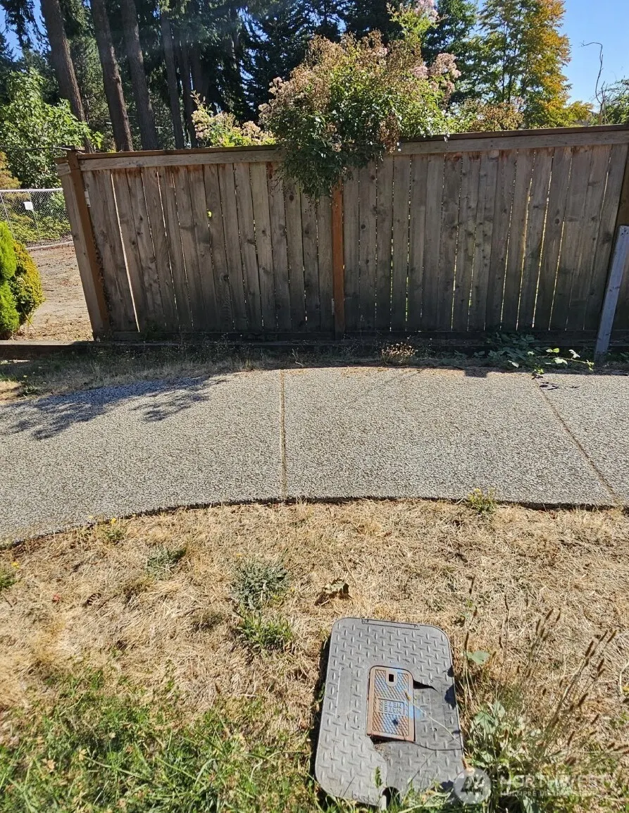 12657 NE 104th Street , Kirkland, WA 98033