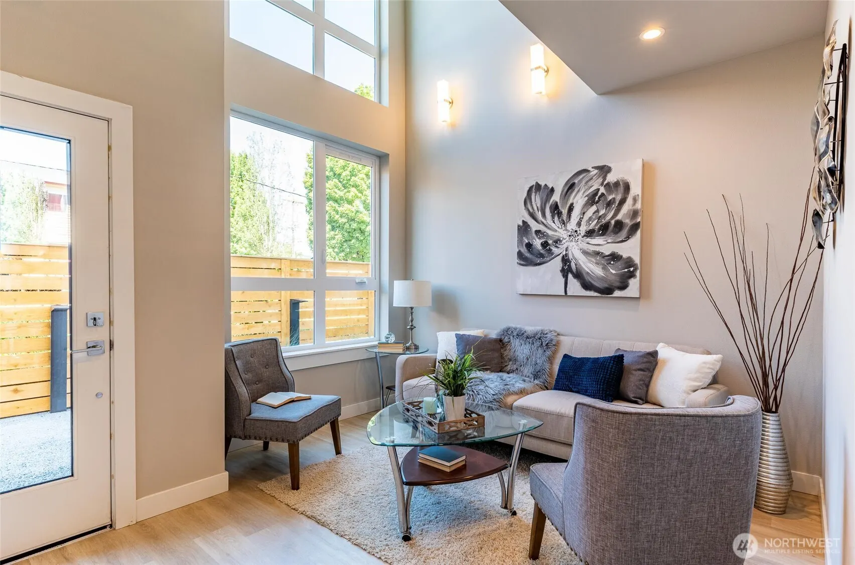 527 S Cloverdale Street #D, Seattle, WA 98108