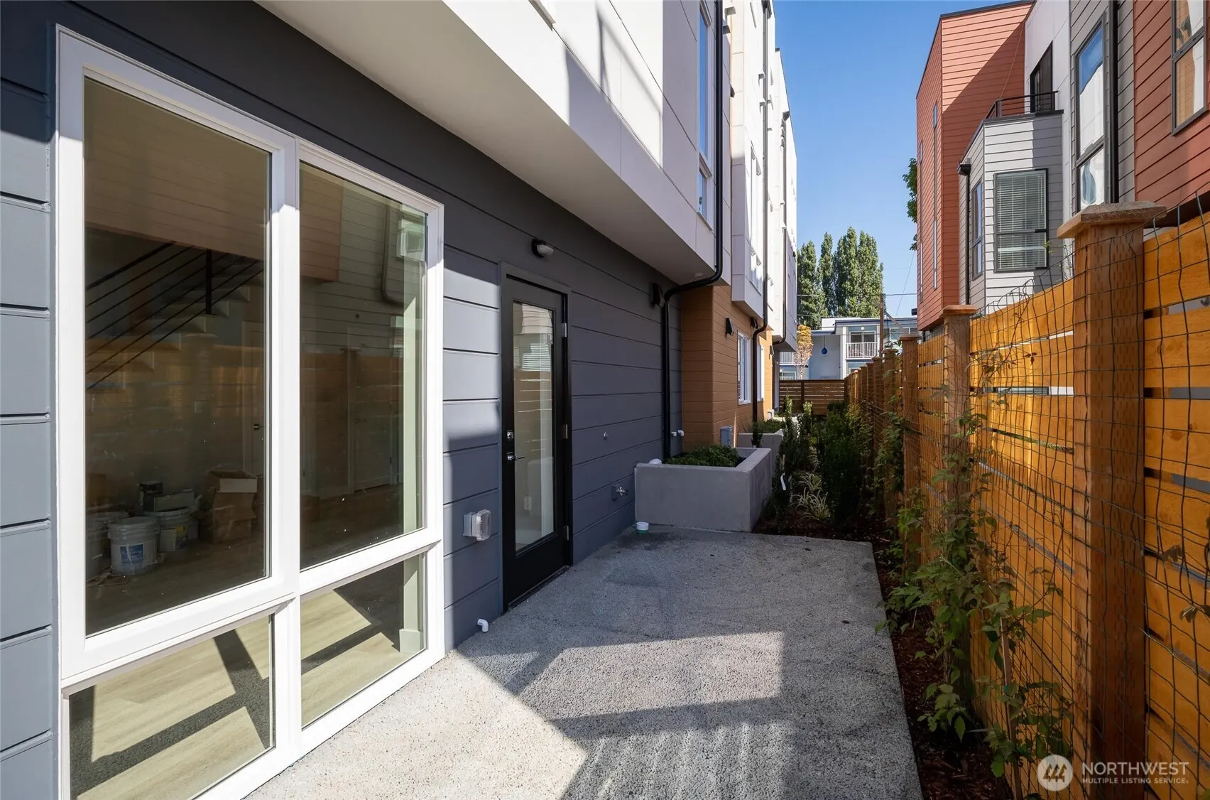 527 S Cloverdale Street #D, Seattle, WA 98108