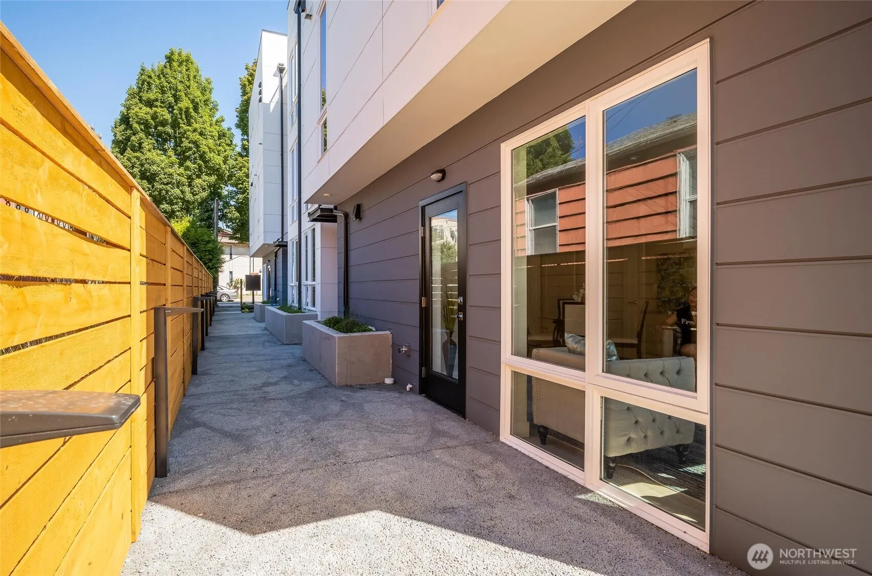 527 S Cloverdale Street #D, Seattle, WA 98108