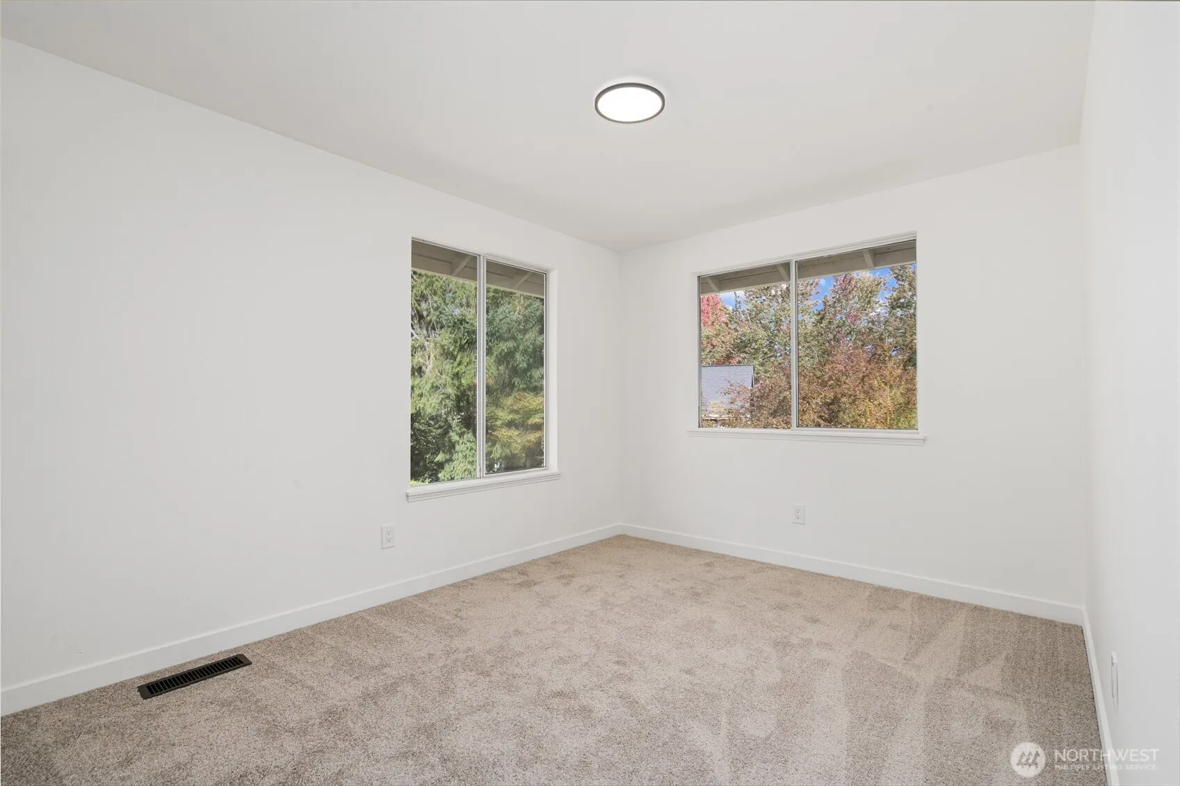 4204 243rd Place SE, Sammamish, WA 98029