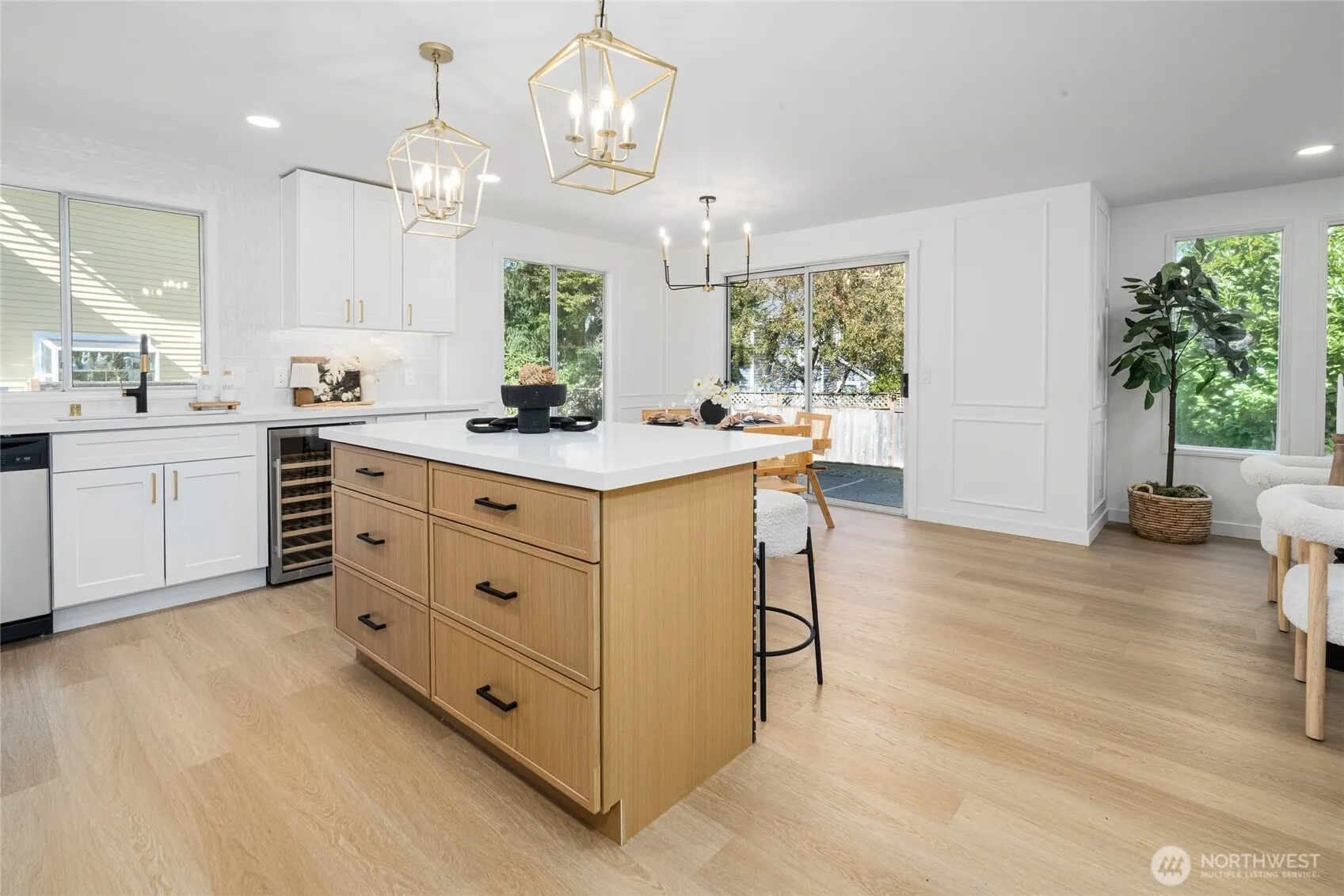 4204 243rd Place SE, Sammamish, WA 98029