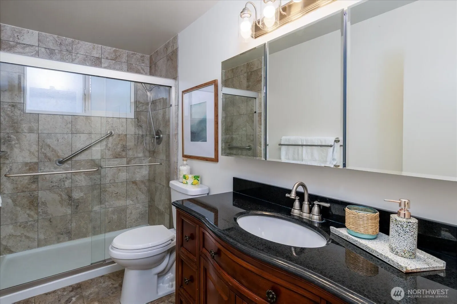 1910 220th Avenue SE, Sammamish, WA 98075