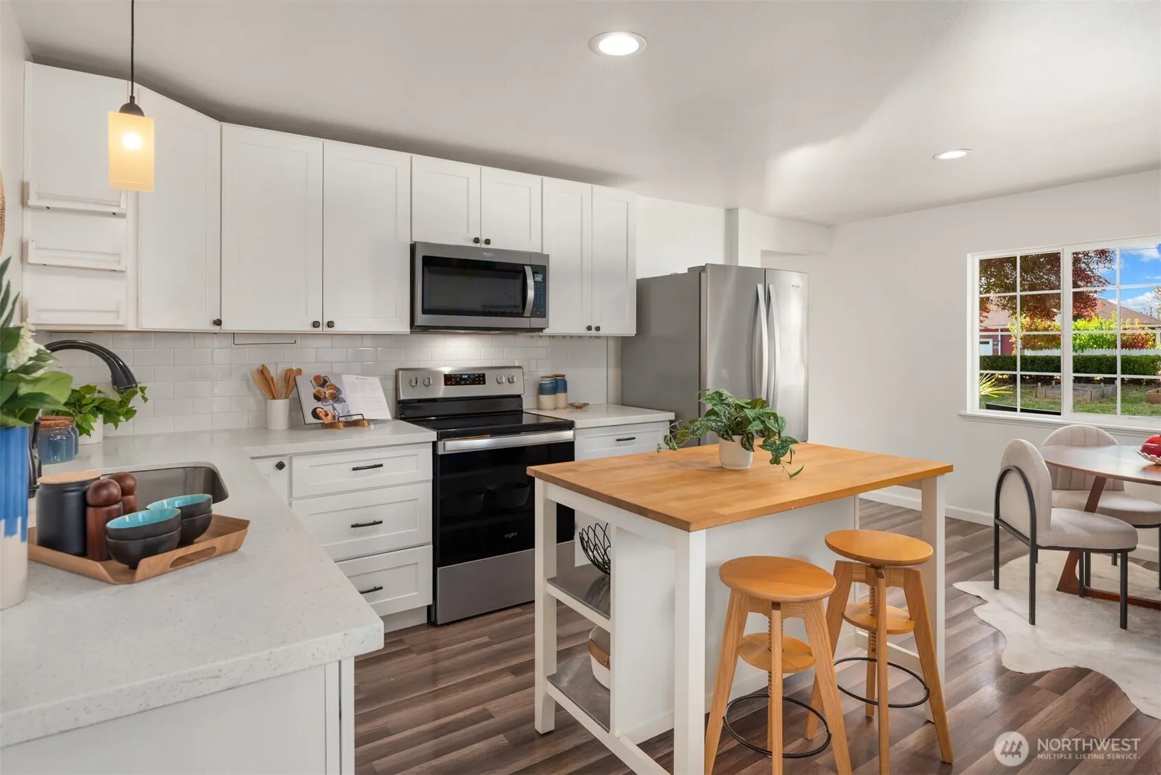 5528 S Langston Road , Seattle, WA 98178