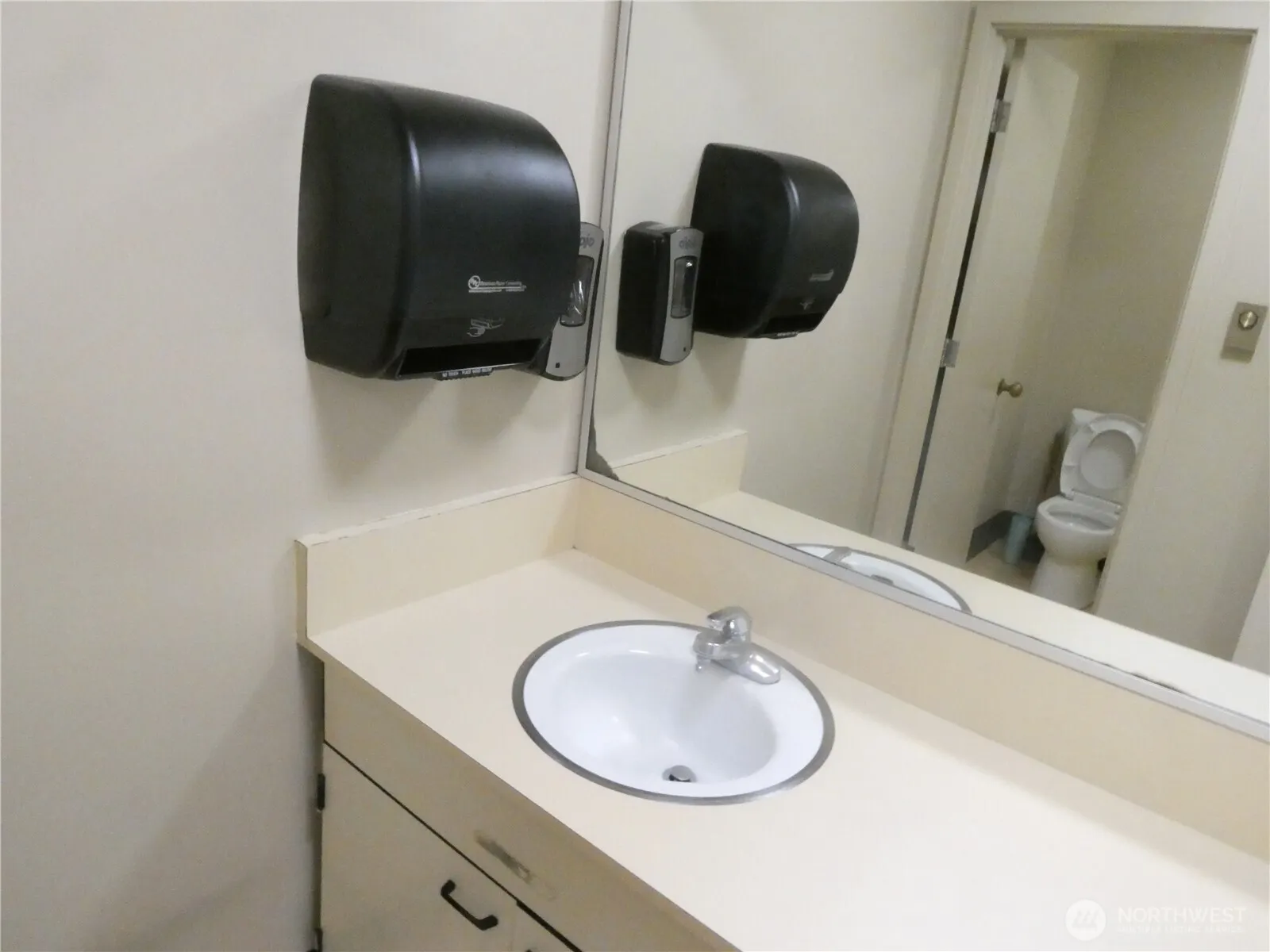 3601 NE 123rd Street , Seattle, WA 98125