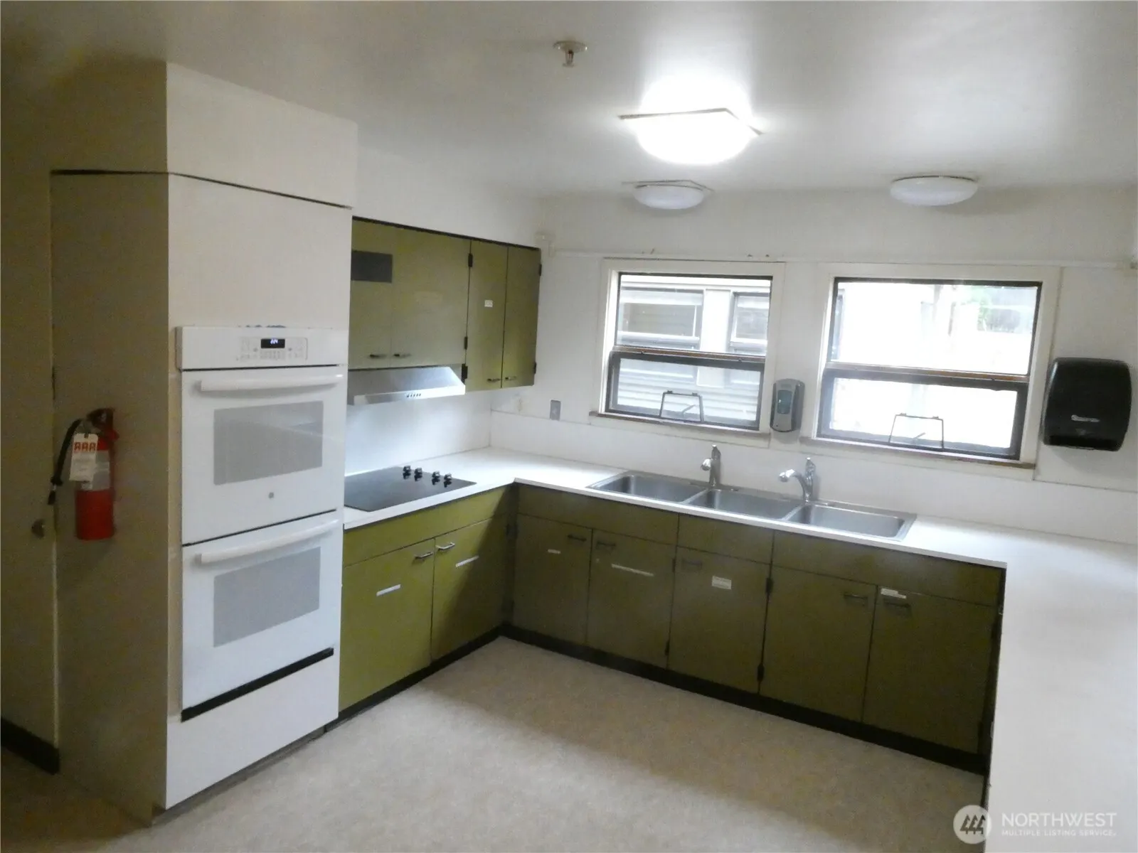 3601 NE 123rd Street , Seattle, WA 98125