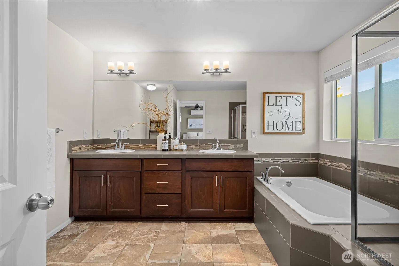 6642 High Point Drive SW, Seattle, WA 98126