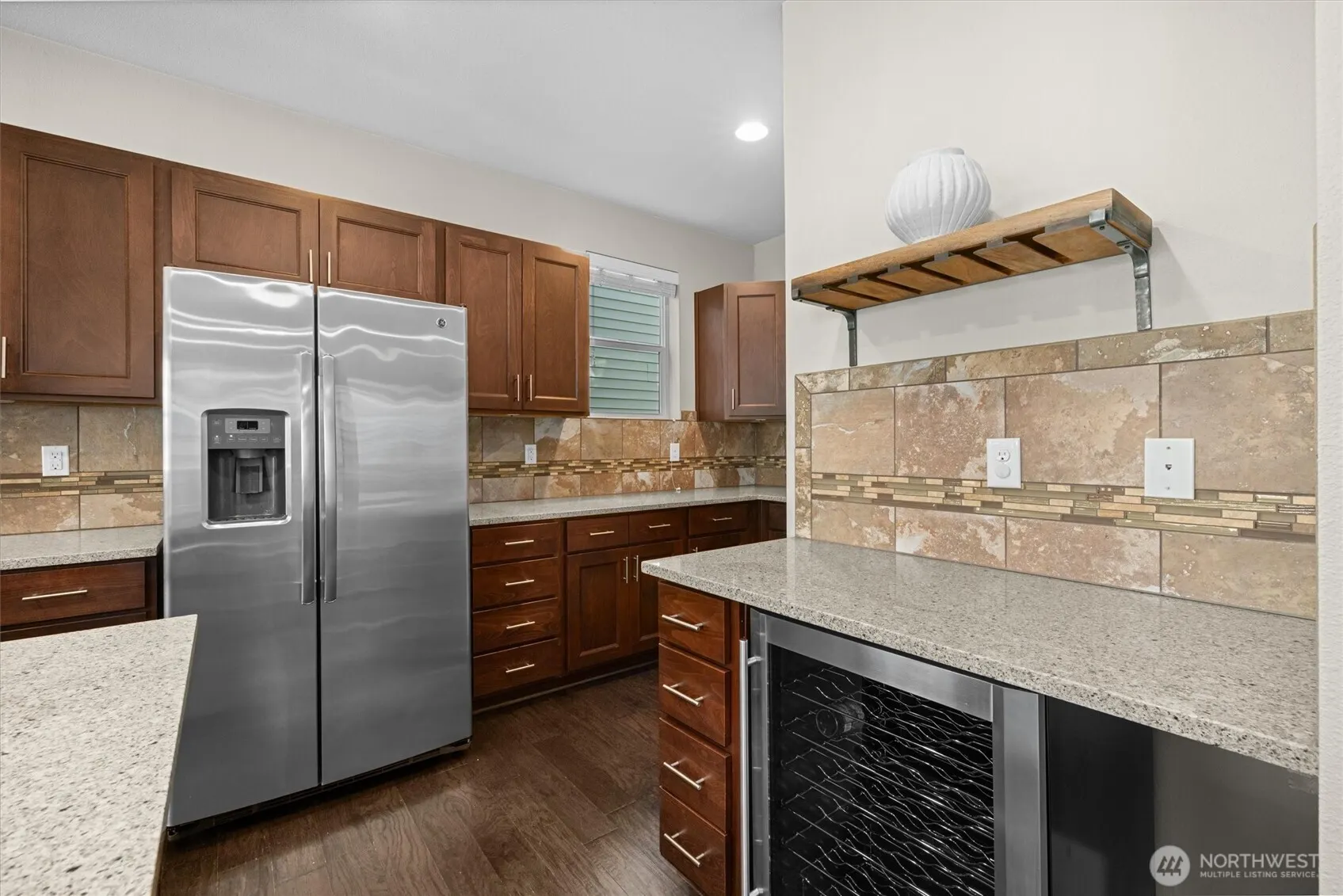 6642 High Point Drive SW, Seattle, WA 98126