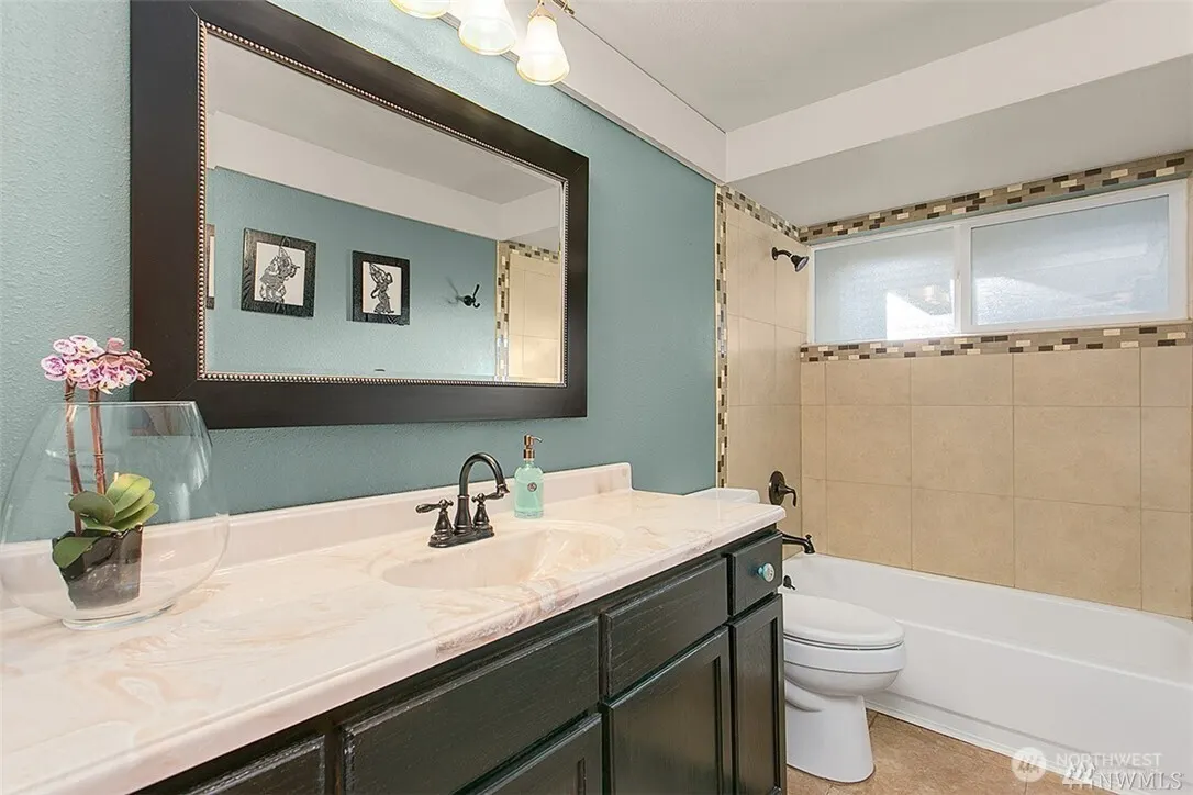 8901 NE 144th Street , Kirkland, WA 98034