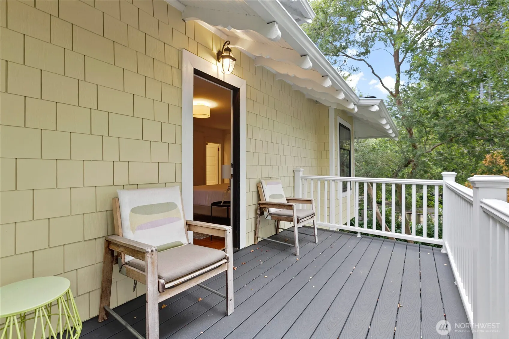 3939 Burke Avenue N, Seattle, WA 98103