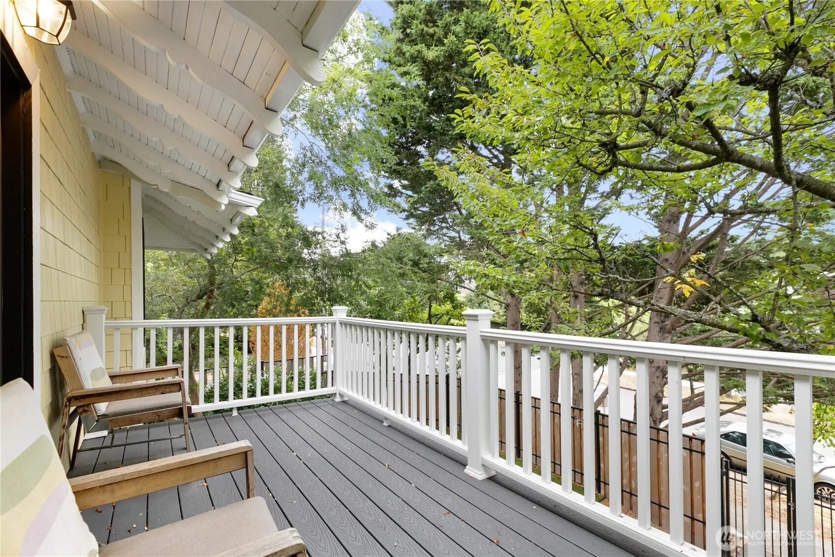 3939 Burke Avenue N, Seattle, WA 98103