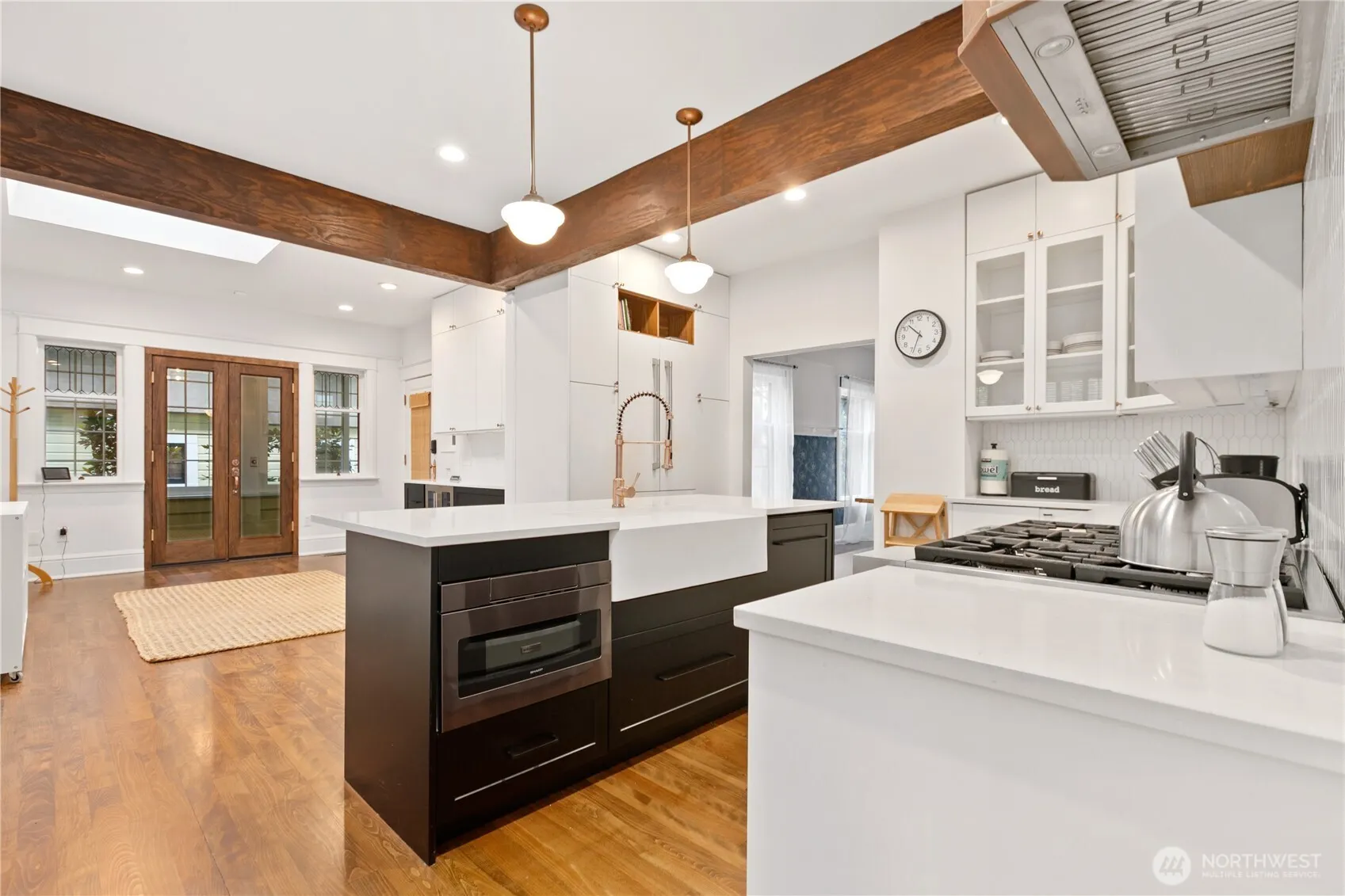 3939 Burke Avenue N, Seattle, WA 98103