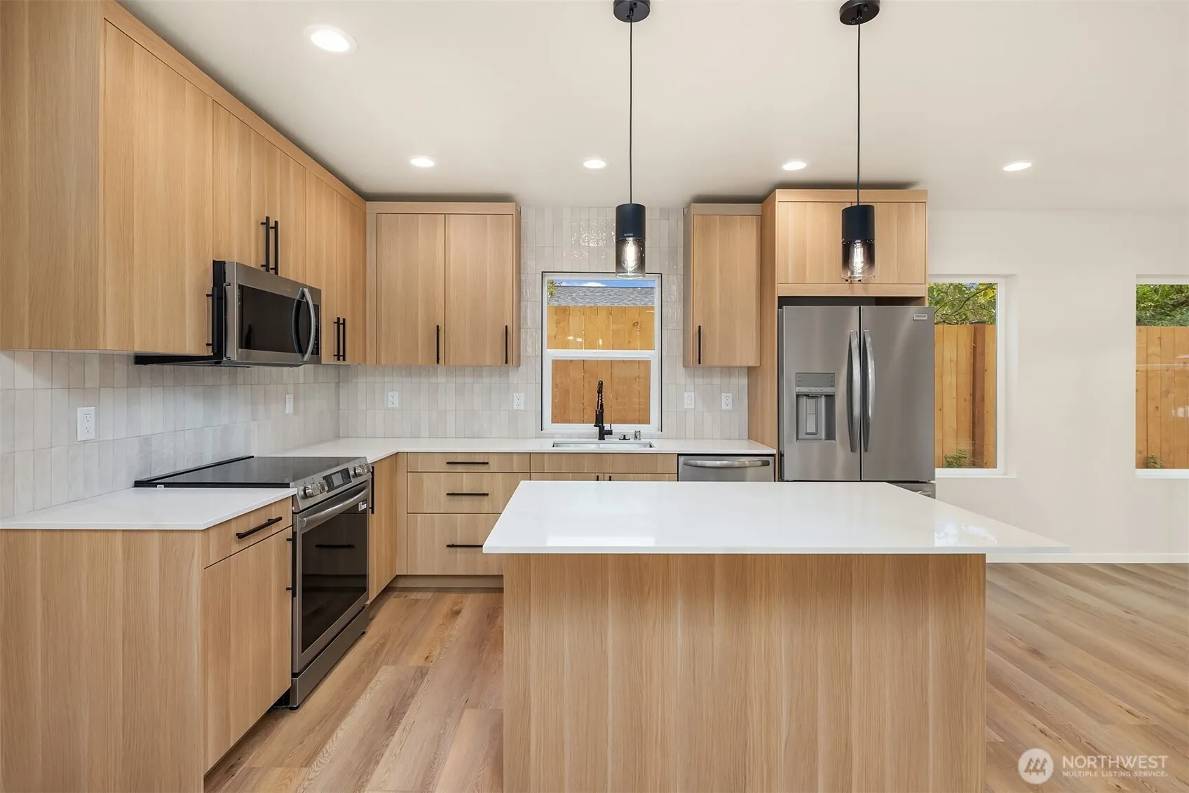 2840 NW 62nd Street , Seattle, WA 98107