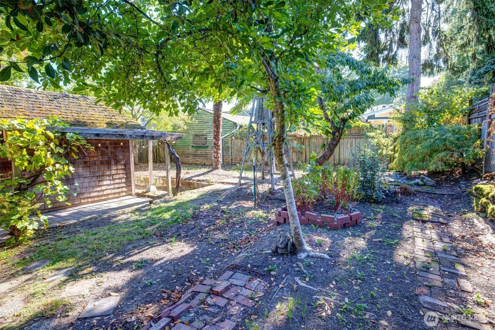 5141 S Mead Street , Seattle, WA 98118-2934