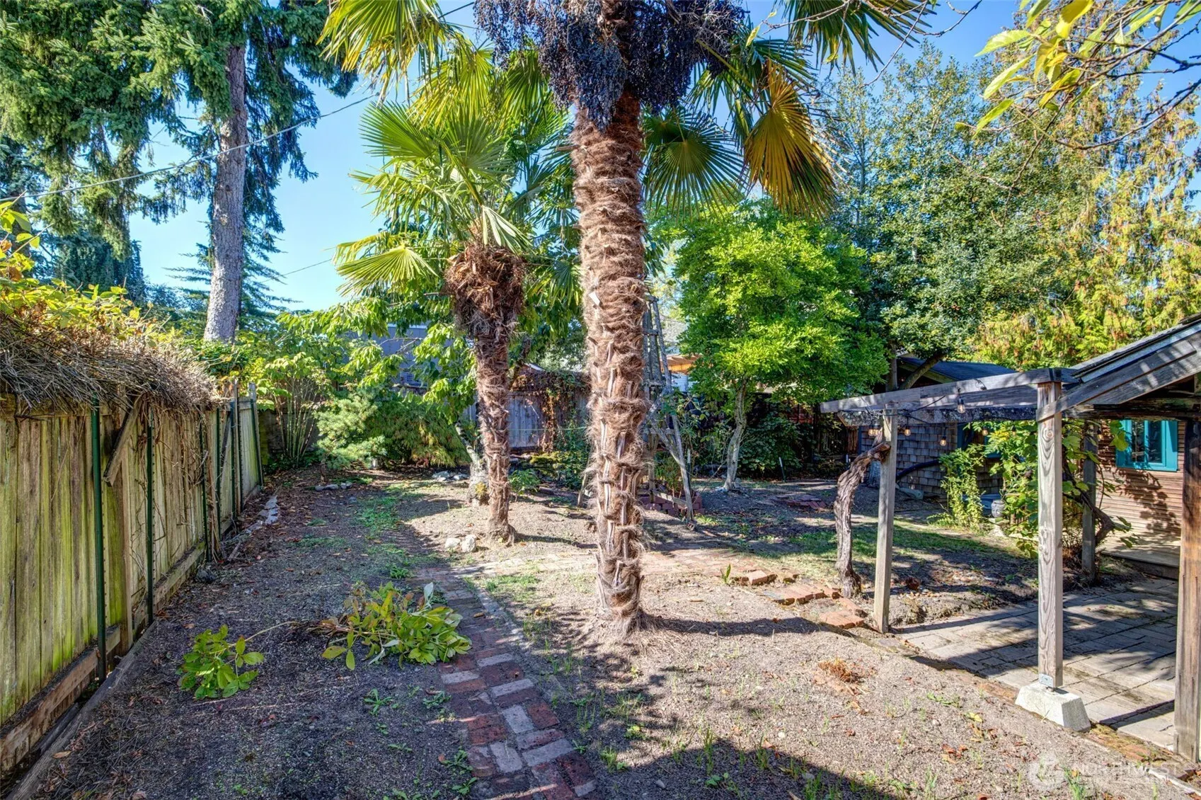 5141 S Mead Street , Seattle, WA 98118-2934