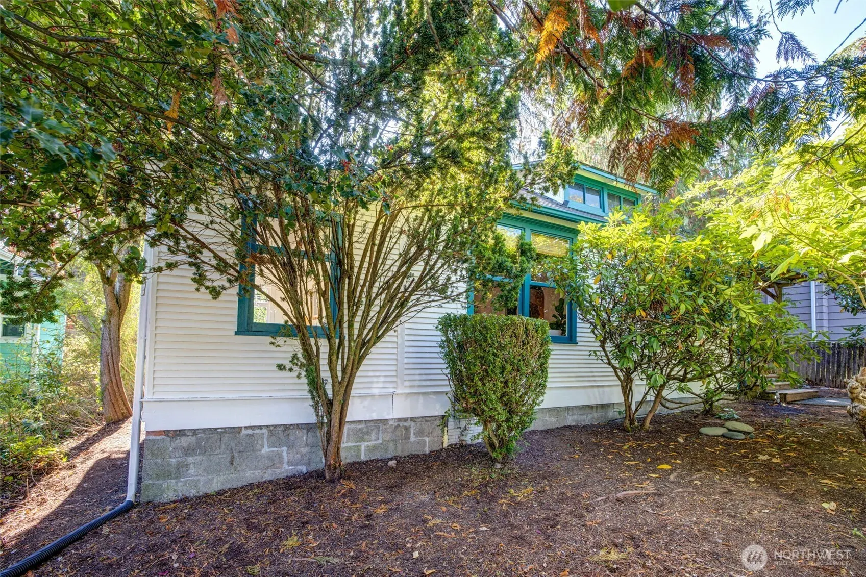 5141 S Mead Street , Seattle, WA 98118-2934