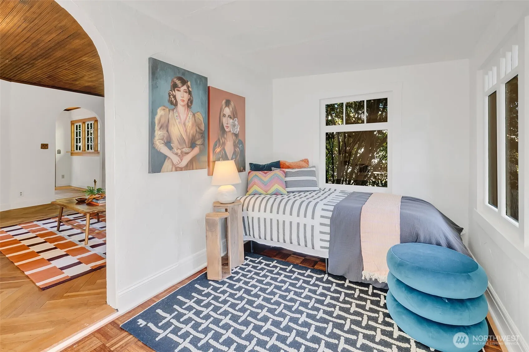 5141 S Mead Street , Seattle, WA 98118-2934