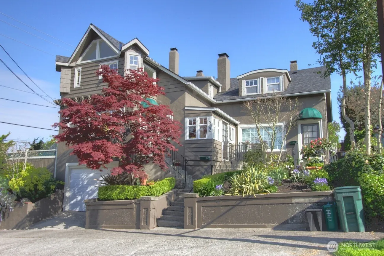 502 NE 72nd Street #B, Seattle, WA 98115