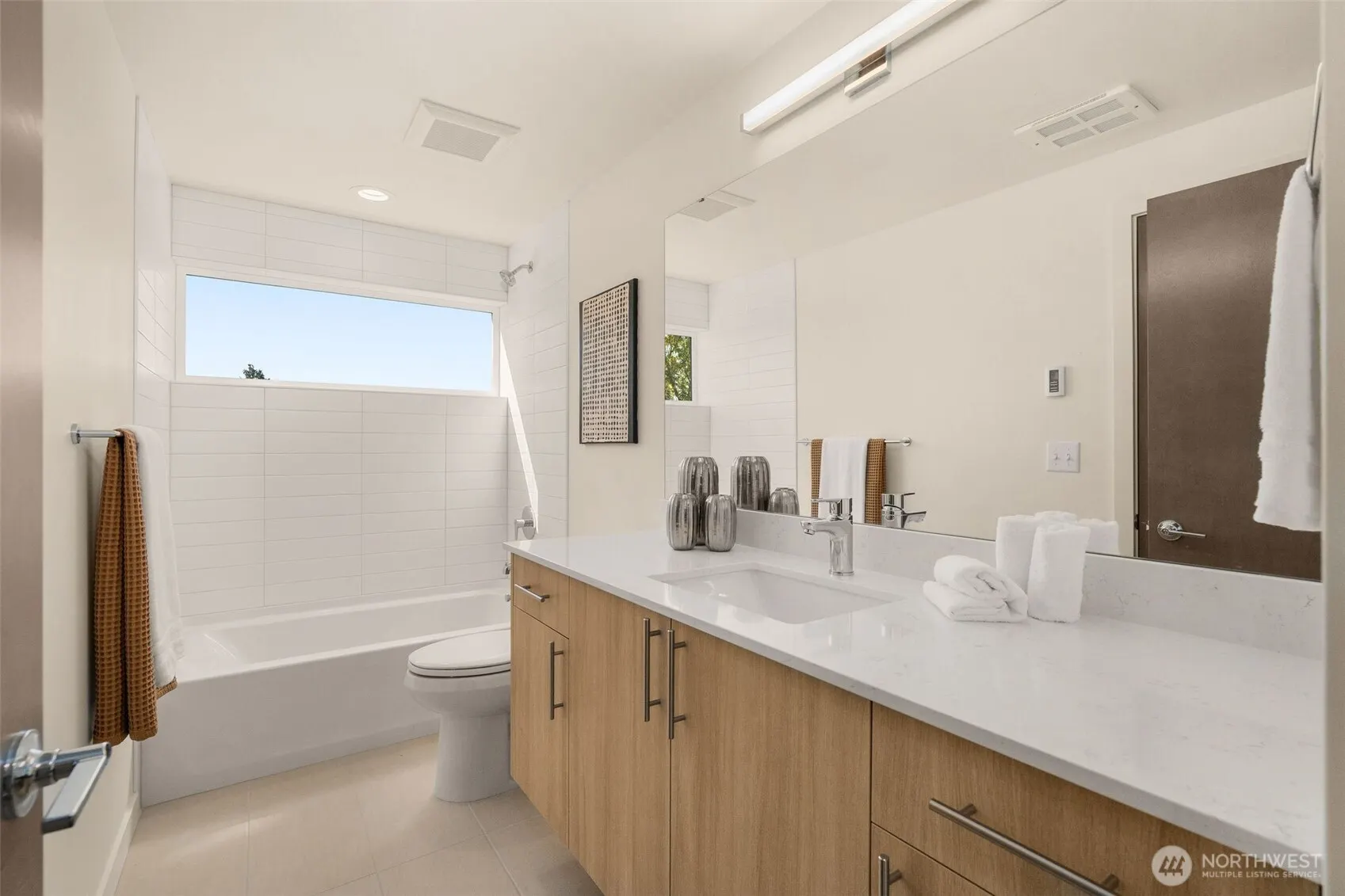 4853 S Findlay Street , Seattle, WA 98118