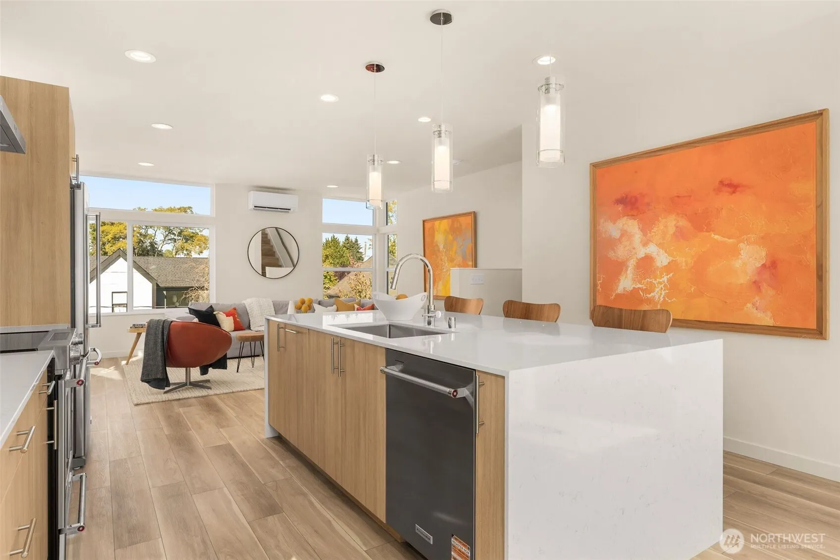 4853 S Findlay Street , Seattle, WA 98118