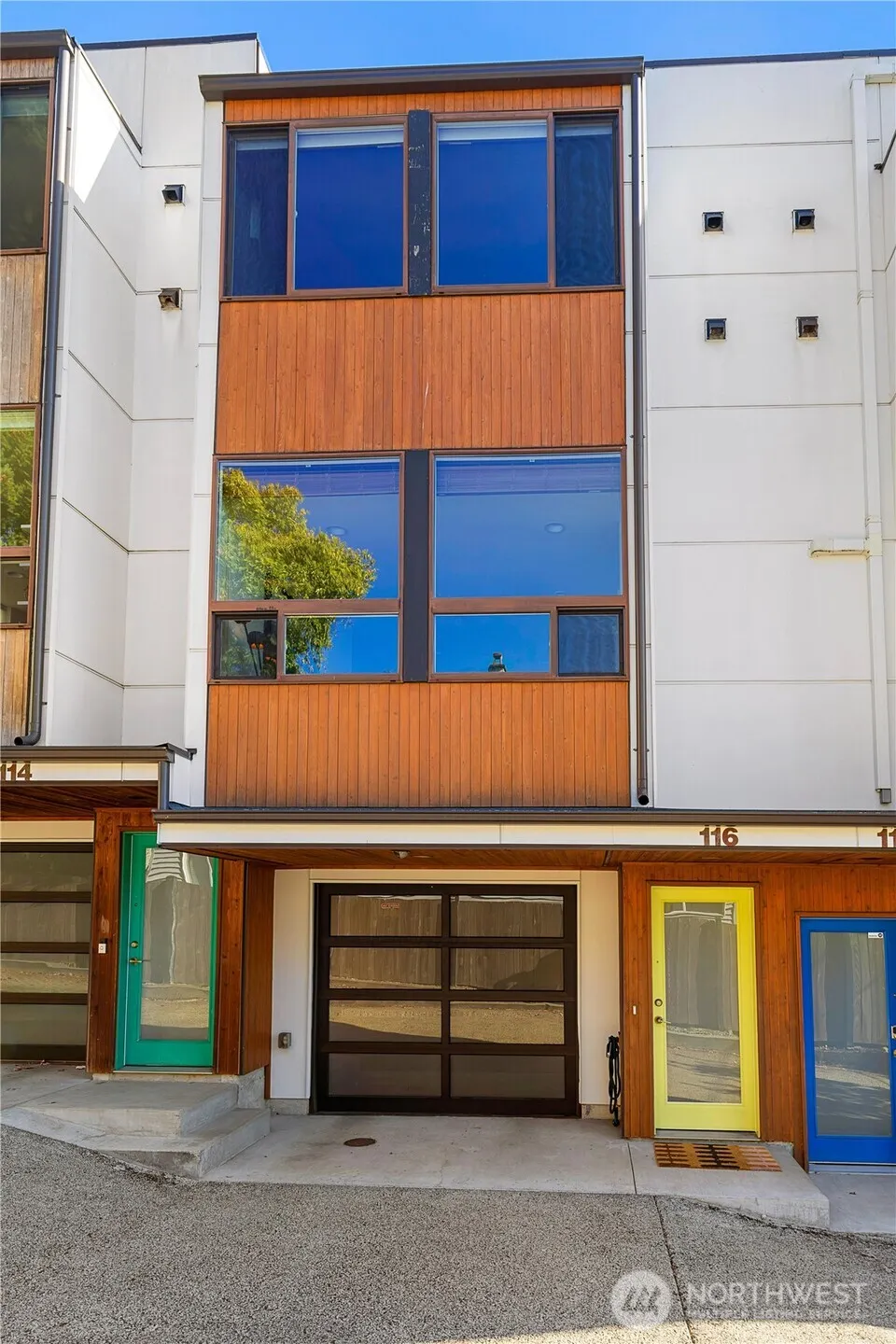 116 N 39th Street , Seattle, WA 98103
