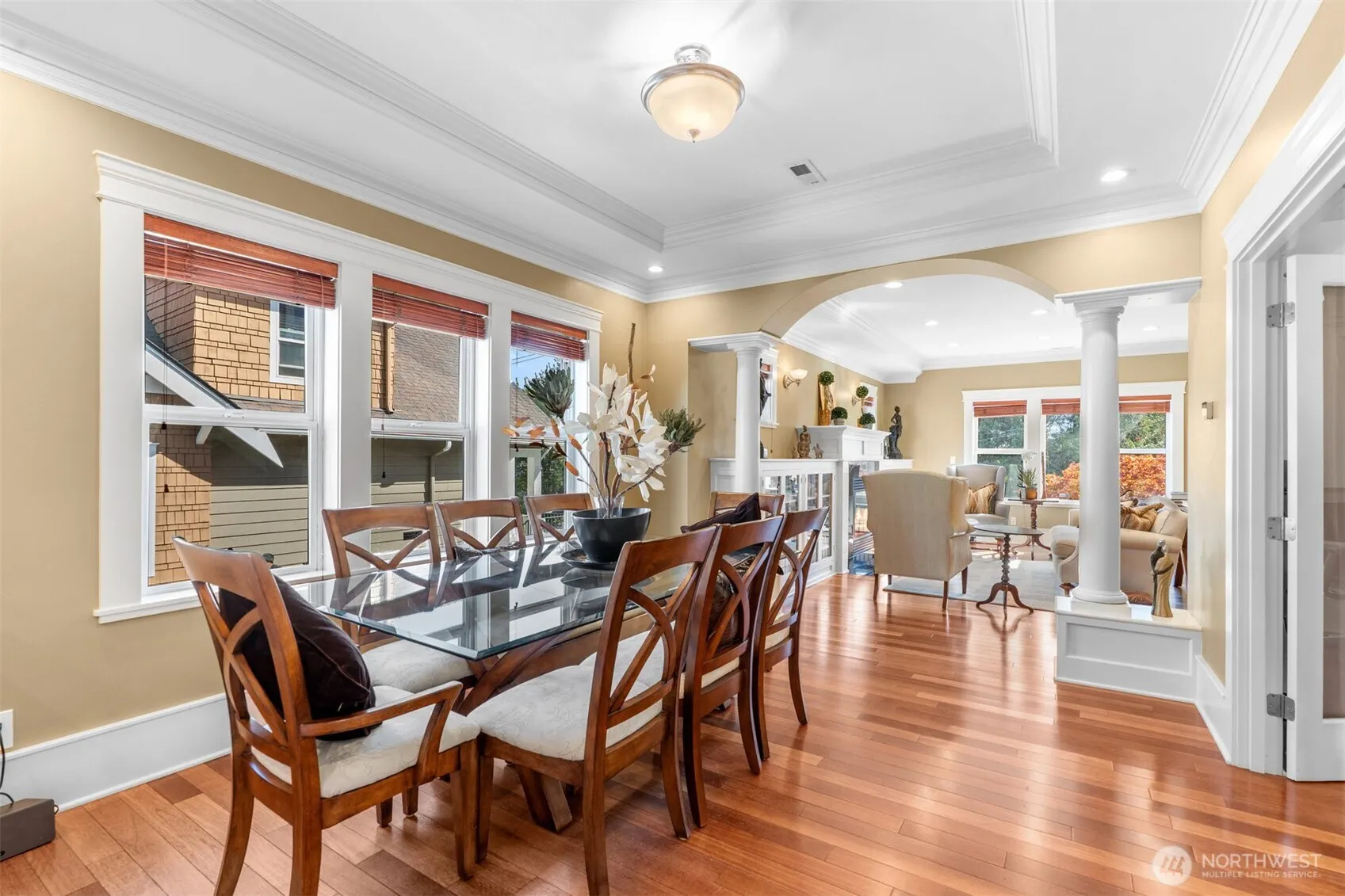 400 NE 50th Street , Seattle, WA 98105