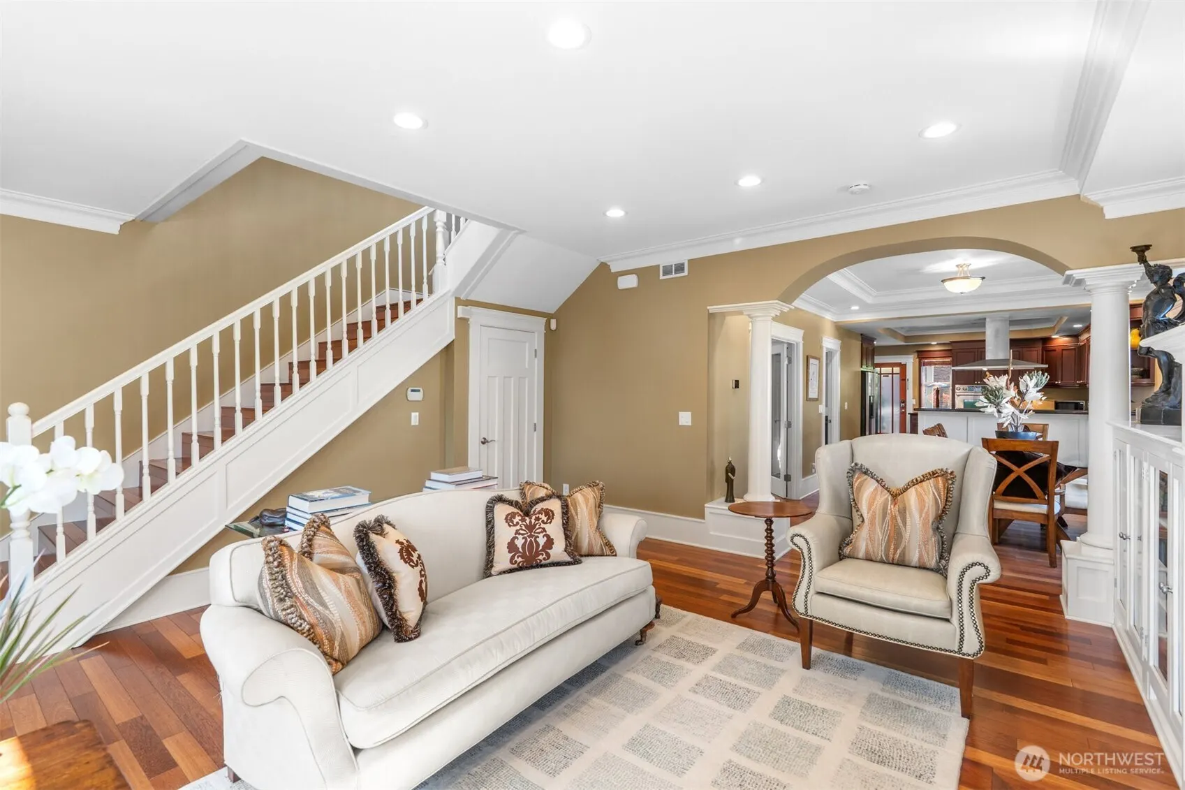 400 NE 50th Street , Seattle, WA 98105