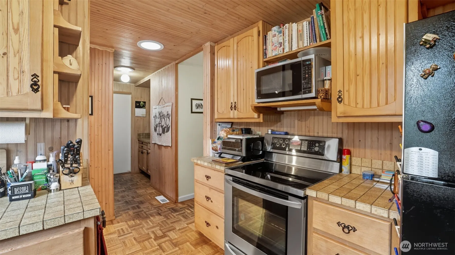 2001 Camas Court SE, Renton, WA 98055-4514