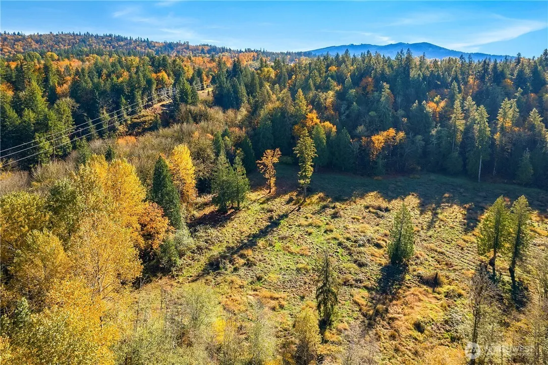 25520 SE Old Black Nugget Road , Issaquah, WA 98029