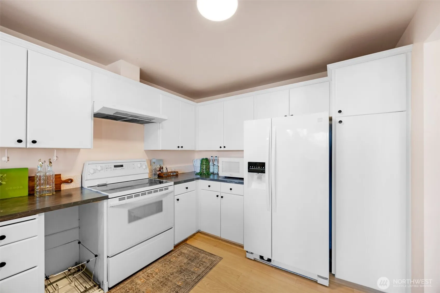 17904 23rd Lane NE #E-301, Seattle, WA 98155