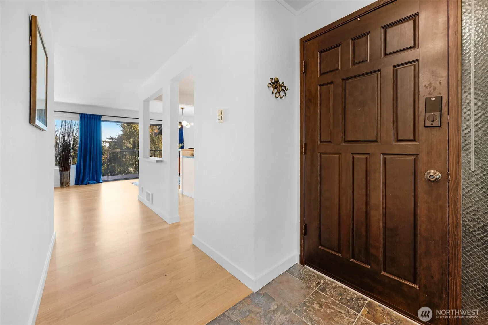 17904 23rd Lane NE #E-301, Seattle, WA 98155