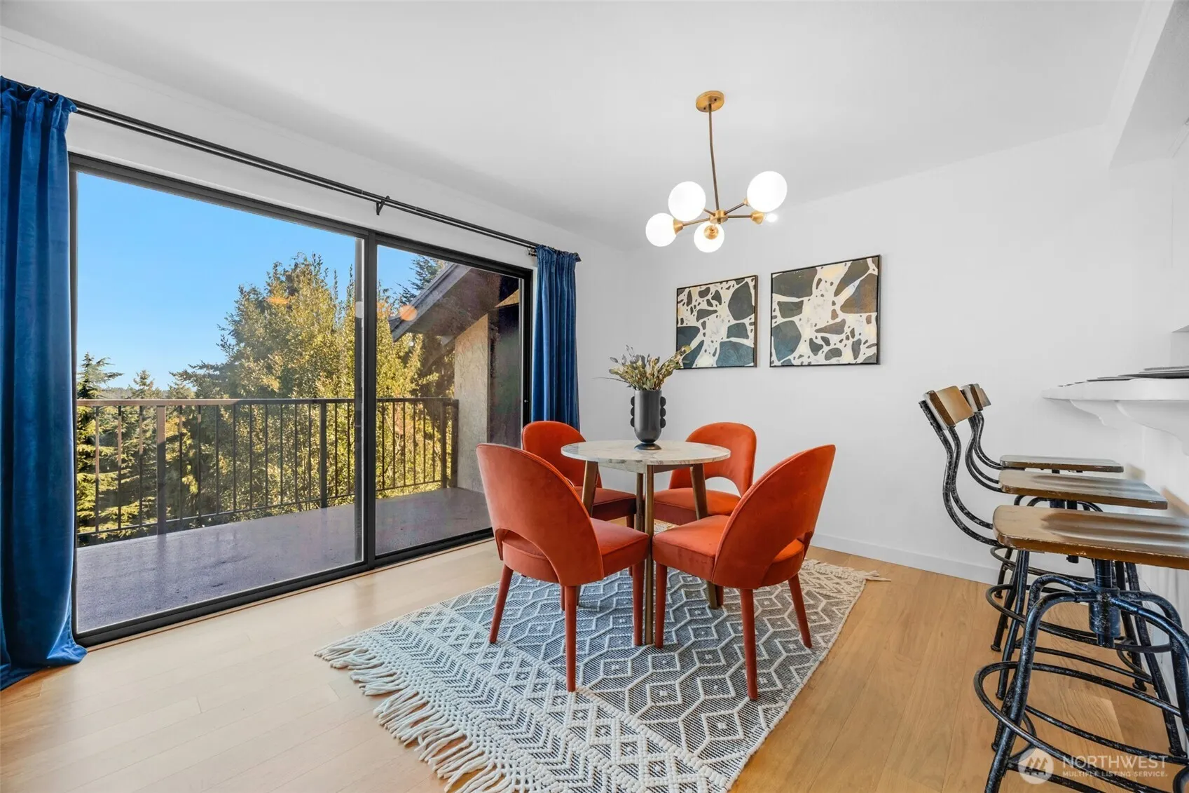 17904 23rd Lane NE #E-301, Seattle, WA 98155