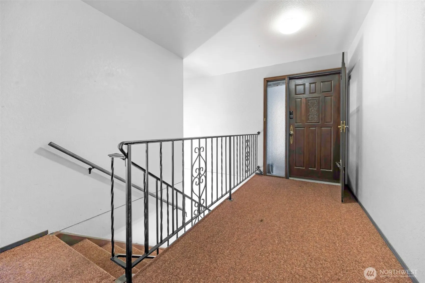 17904 23rd Lane NE #E-301, Seattle, WA 98155