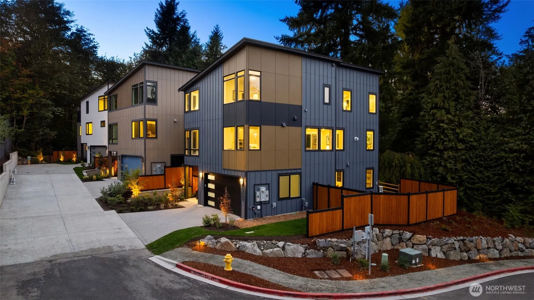 13068 SE 19th Court , Bellevue, WA 98005