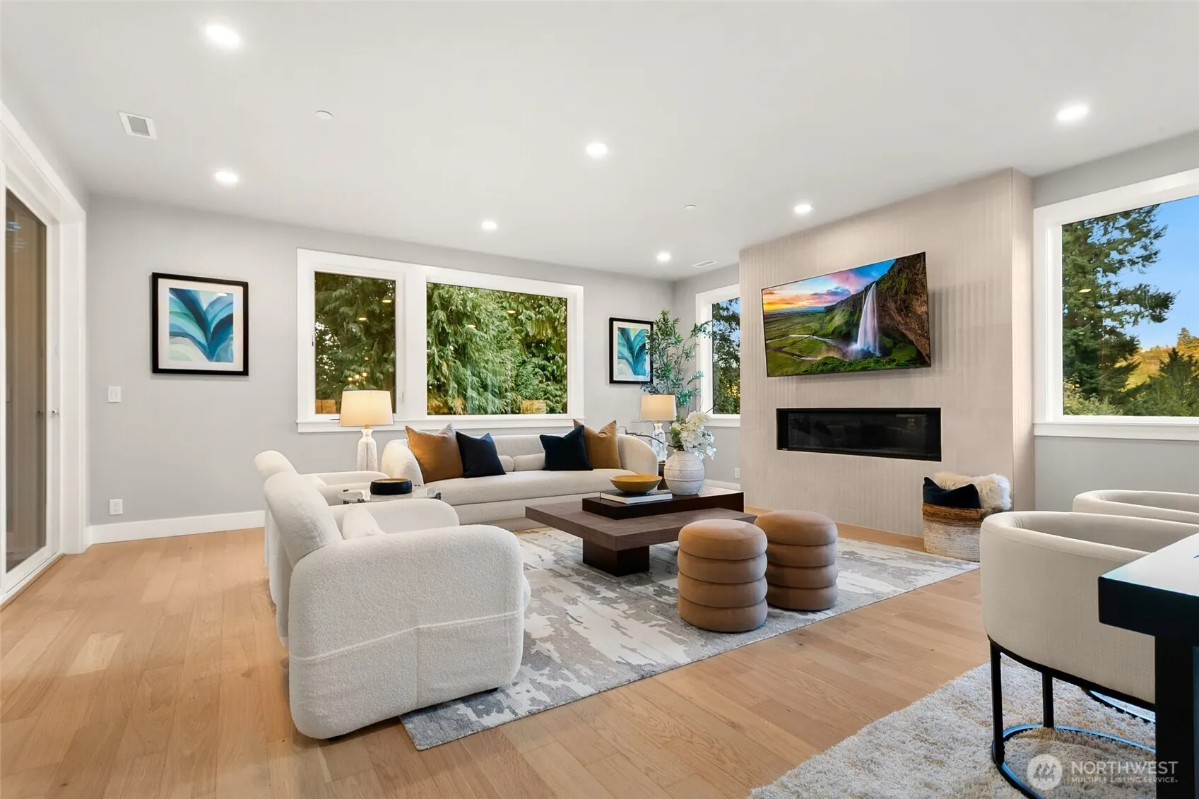 13068 SE 19th Court , Bellevue, WA 98005