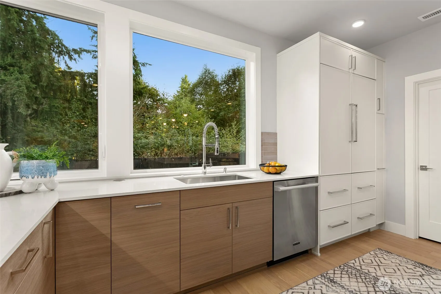 13068 SE 19th Court , Bellevue, WA 98005