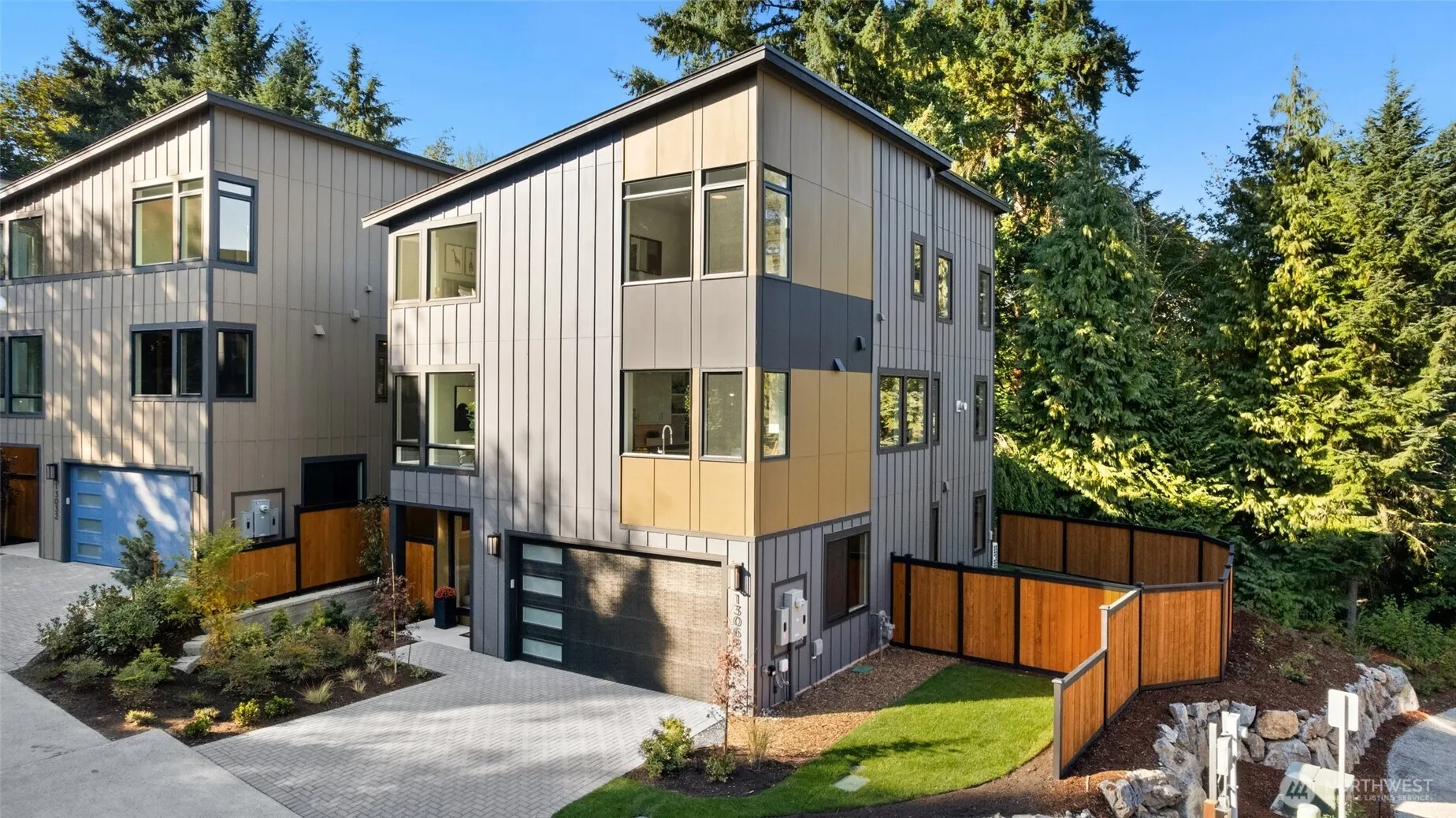 13068 SE 19th Court , Bellevue, WA 98005