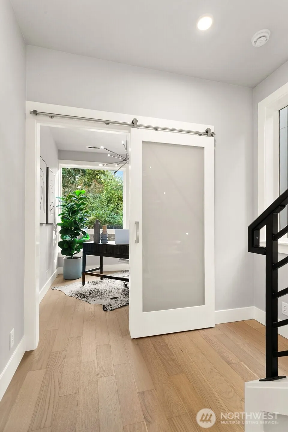 13068 SE 19th Court , Bellevue, WA 98005