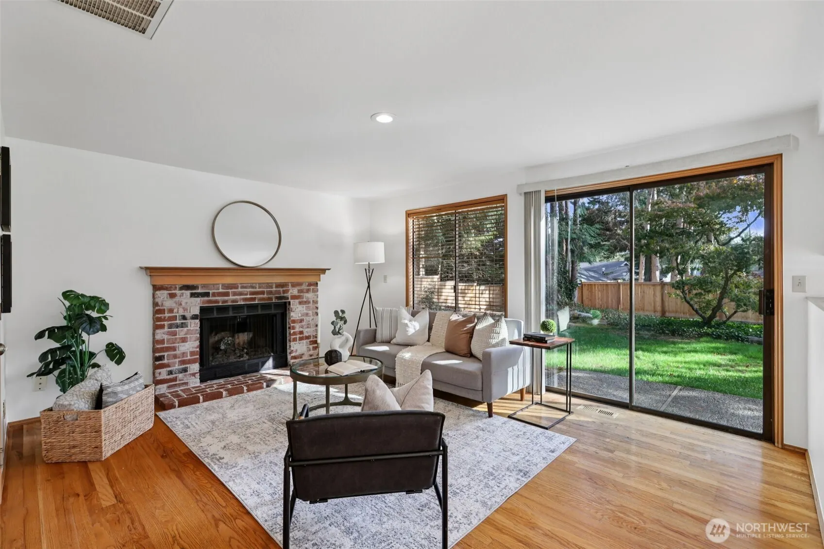 22035 NE 15th Street , Sammamish, WA 98074