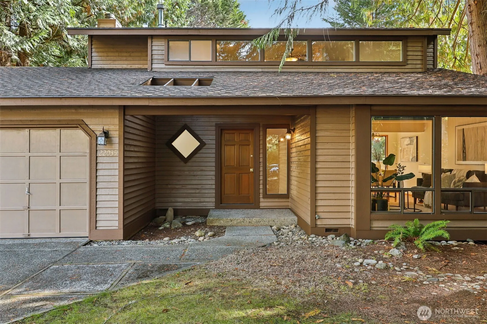 22035 NE 15th Street , Sammamish, WA 98074