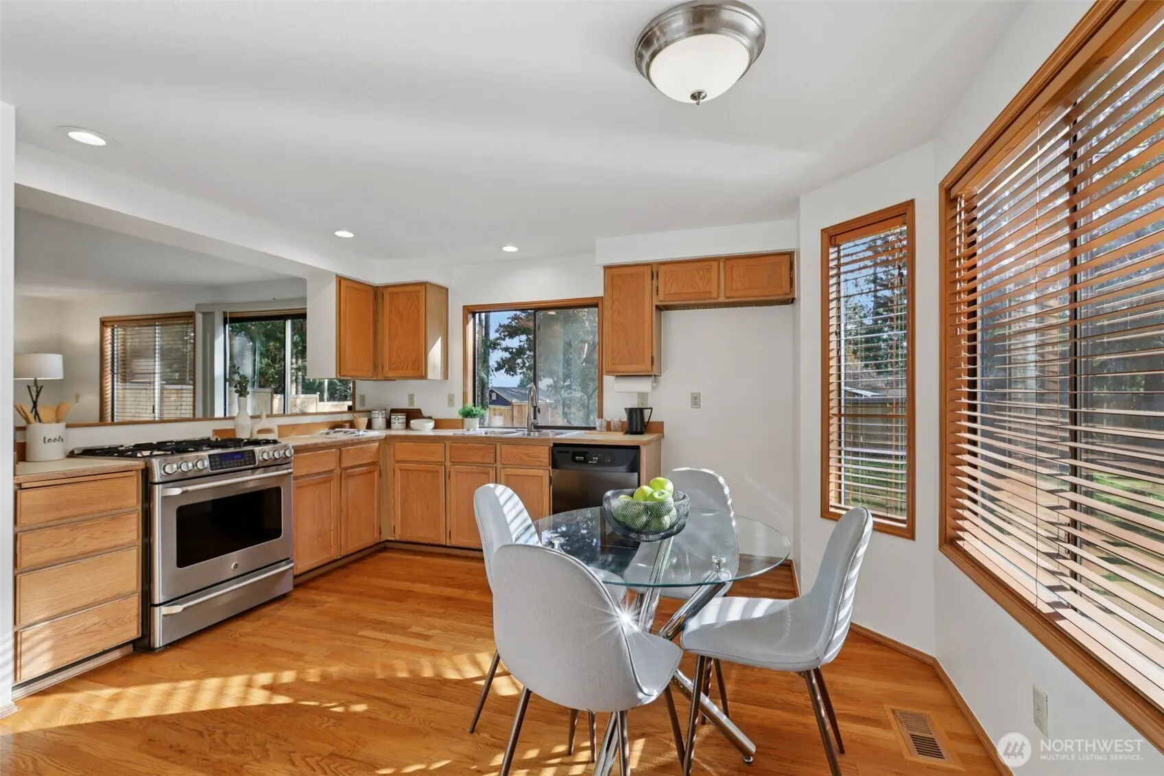 22035 NE 15th Street , Sammamish, WA 98074
