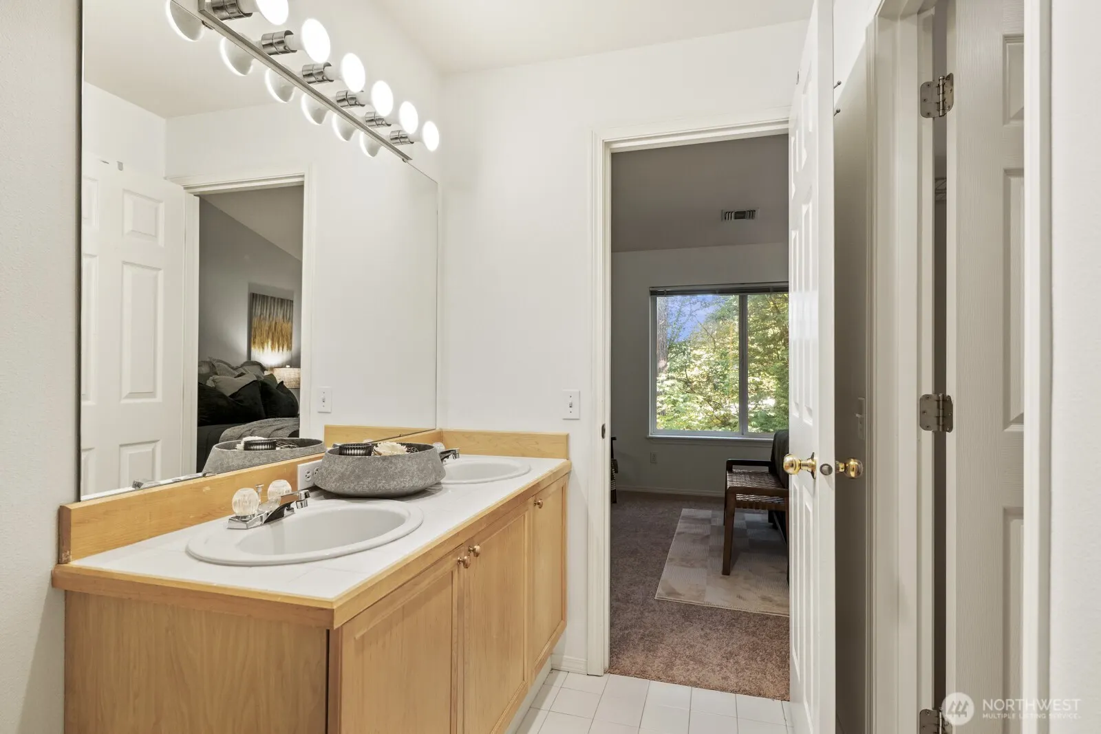 17204 123rd Place NE #N-304, Bothell, WA 98012
