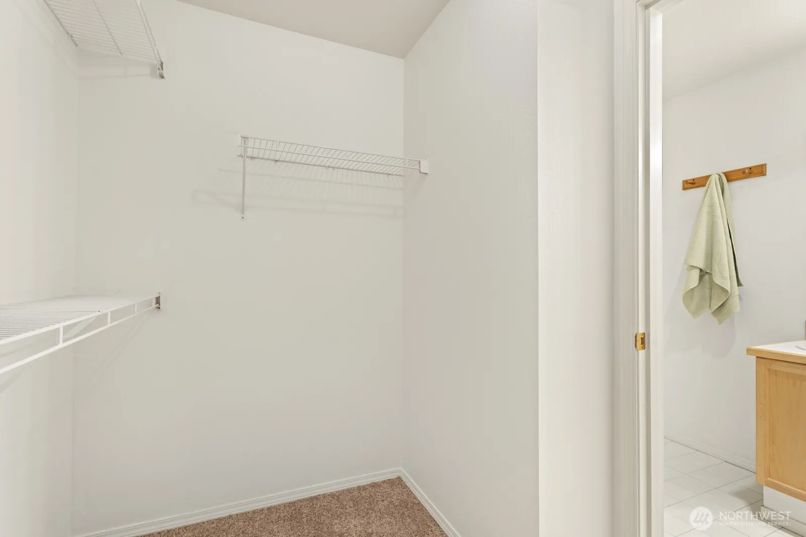 17204 123rd Place NE #N-304, Bothell, WA 98012