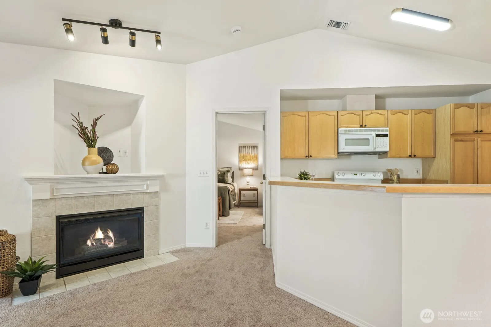 17204 123rd Place NE #N-304, Bothell, WA 98012