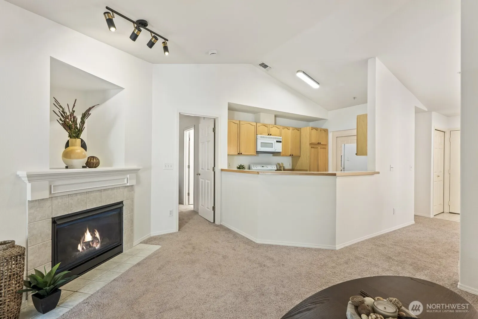 17204 123rd Place NE #N-304, Bothell, WA 98012